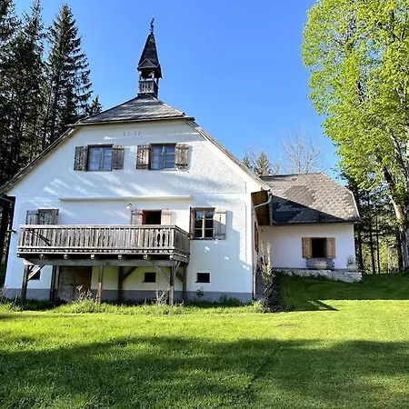 Villa Charmantes Altes Bauernhaus Rohr im Gebirge