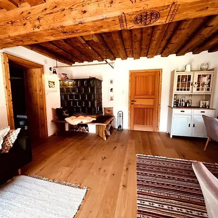 Charmantes Altes Bauernhaus * Rohr im Gebirge